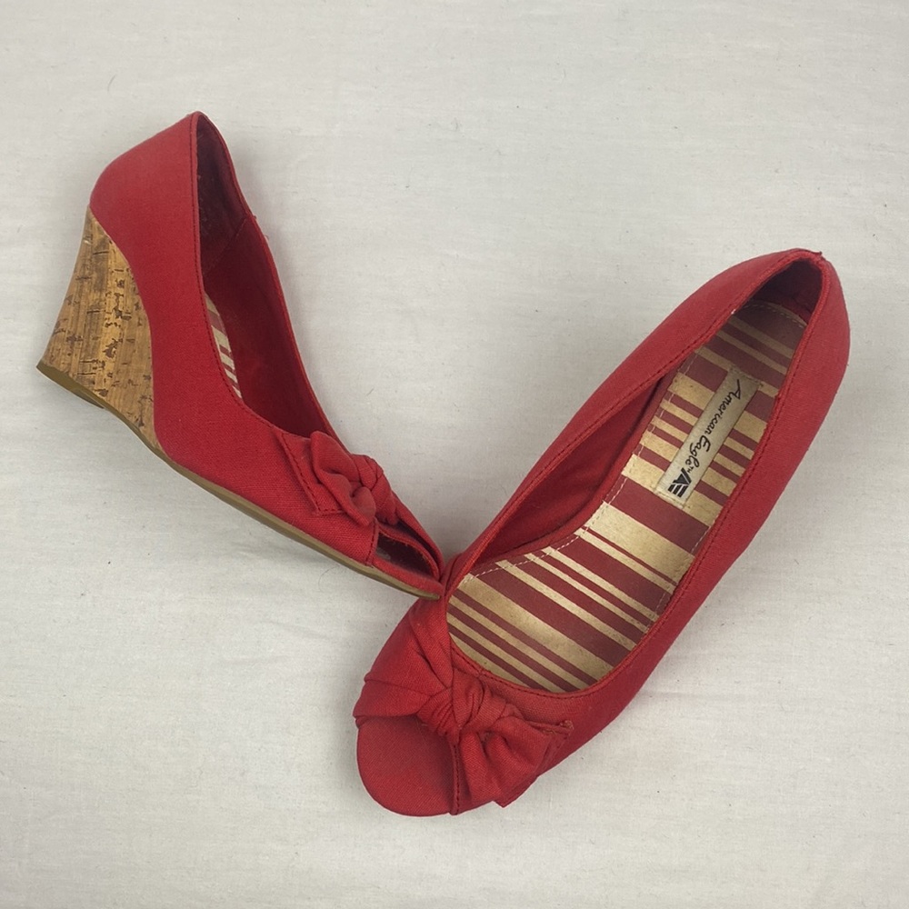 American Eagle Wedges Red 7.5